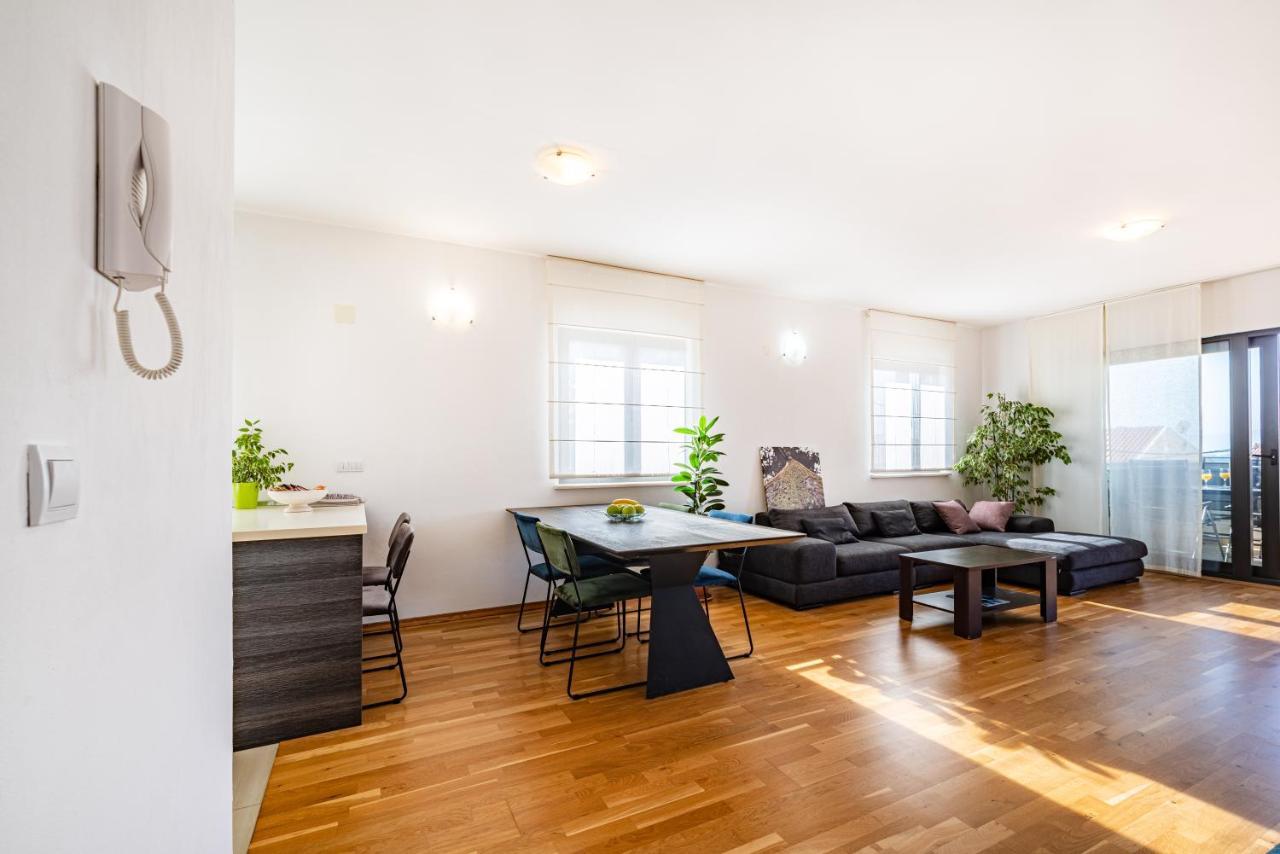 זאדאר Apartman Eta מראה חיצוני תמונה